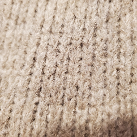 Cozy sweater - Picture 3 of 3